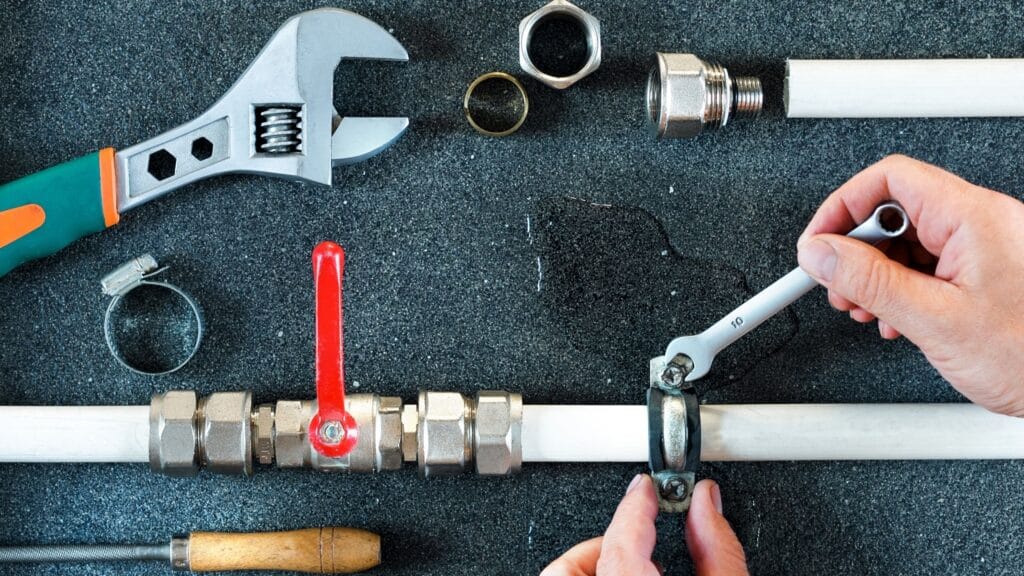 Plumbing tools and pipe fittings for Rome, Georgia plumbing repairs